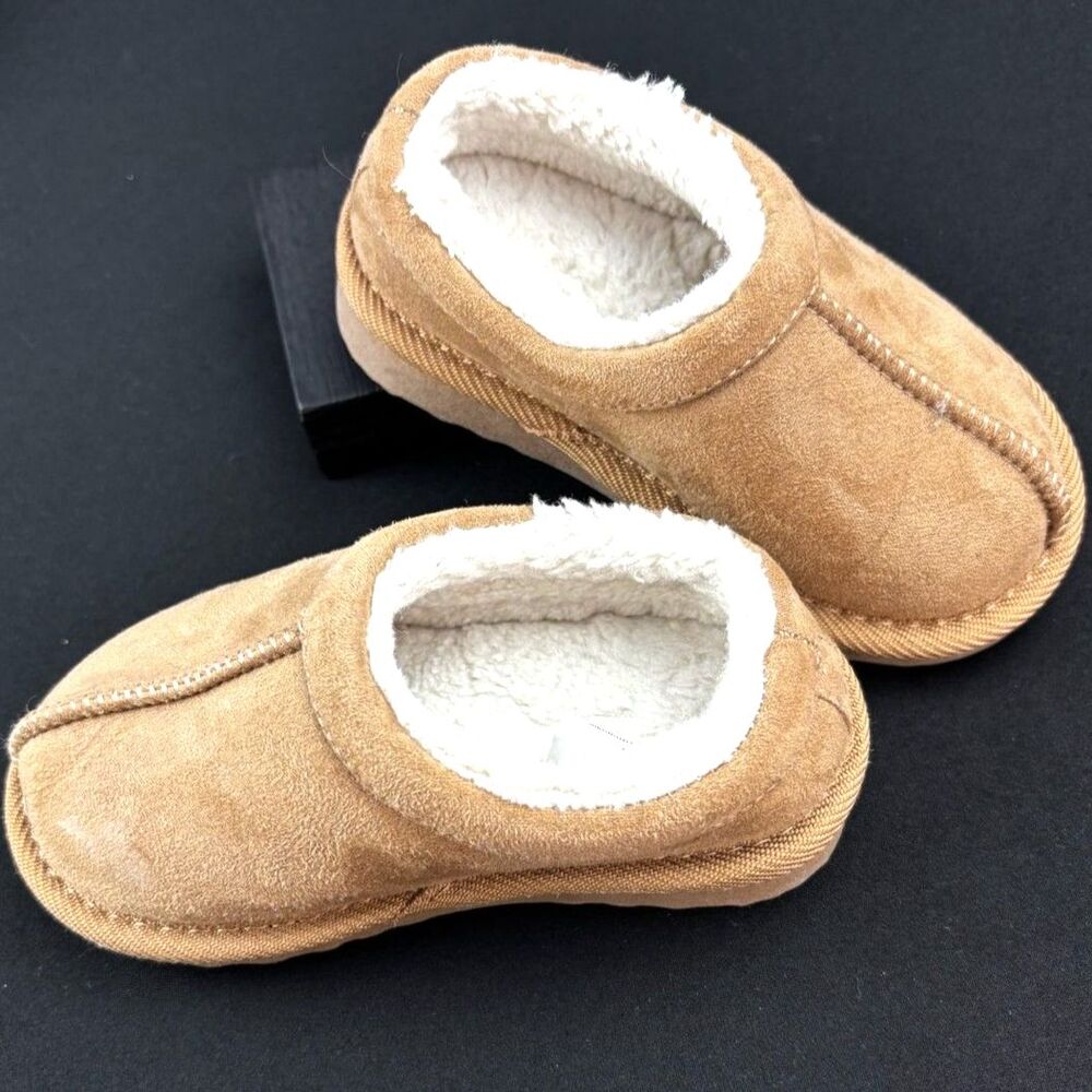 ~ Kids Toddler Faux Suede Wooly Cozy Warm Slip On Slippers Shoes Winter
